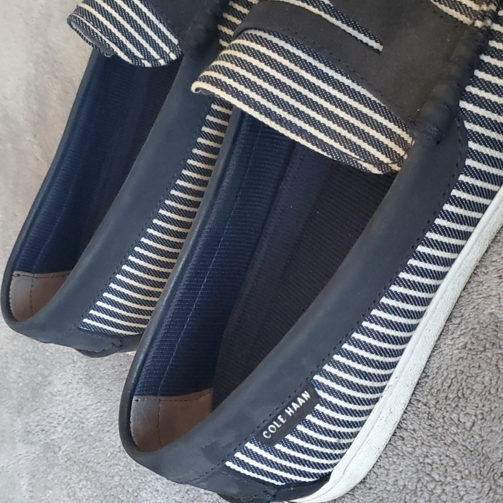 Cole Haan Boat Shoes ⛵ white and navy blue striped - Picture 2 of 6